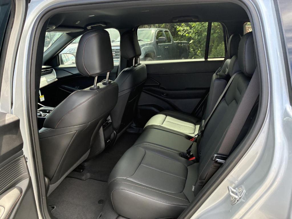 new 2026 Jeep Cherokee car, priced at $41,815