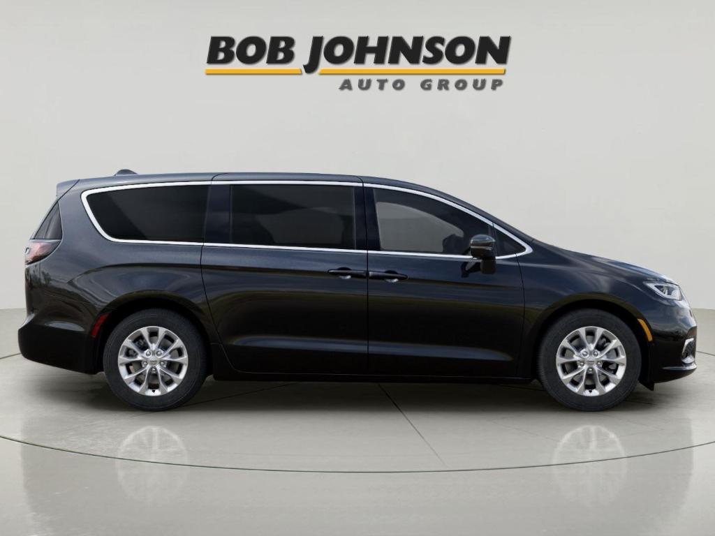 new 2026 Chrysler Pacifica car