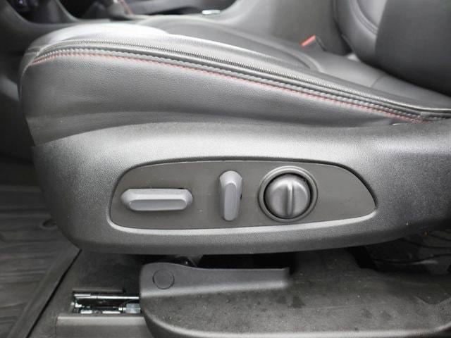 used 2023 Chevrolet Traverse car, priced at $35,960