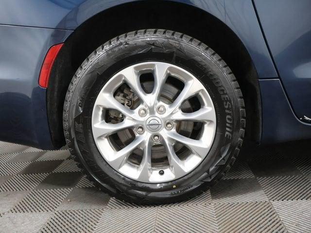 used 2021 Chrysler Pacifica car, priced at $15,829
