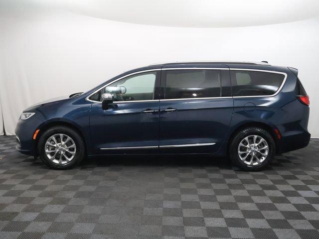 used 2021 Chrysler Pacifica car, priced at $15,829