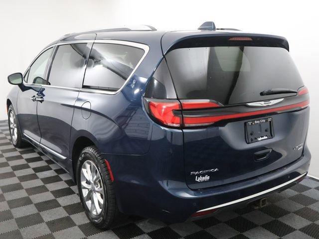 used 2021 Chrysler Pacifica car, priced at $15,829