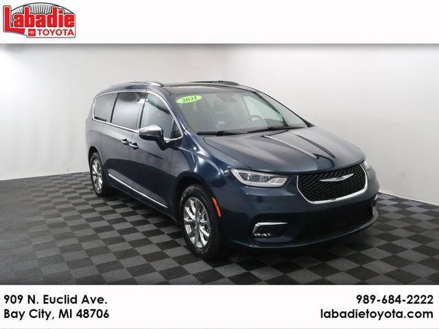 used 2021 Chrysler Pacifica car, priced at $15,829