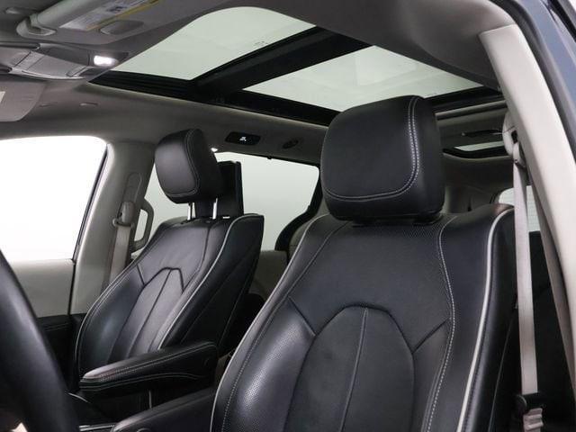 used 2021 Chrysler Pacifica car, priced at $15,829