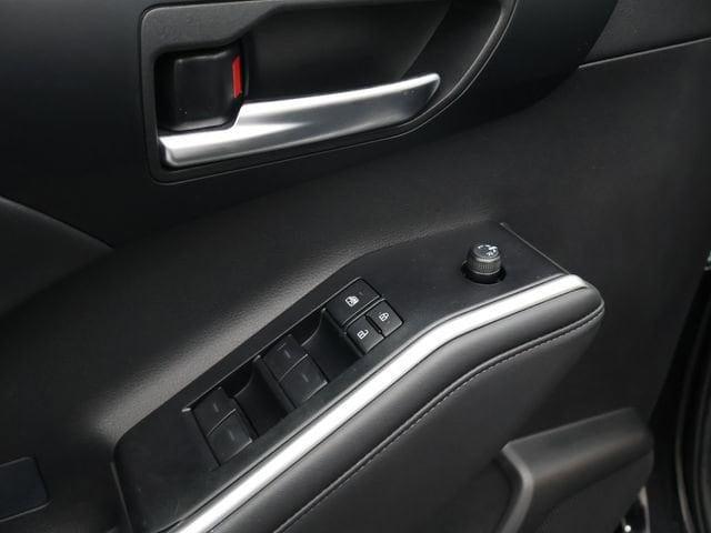 used 2025 Toyota Highlander car, priced at $46,953