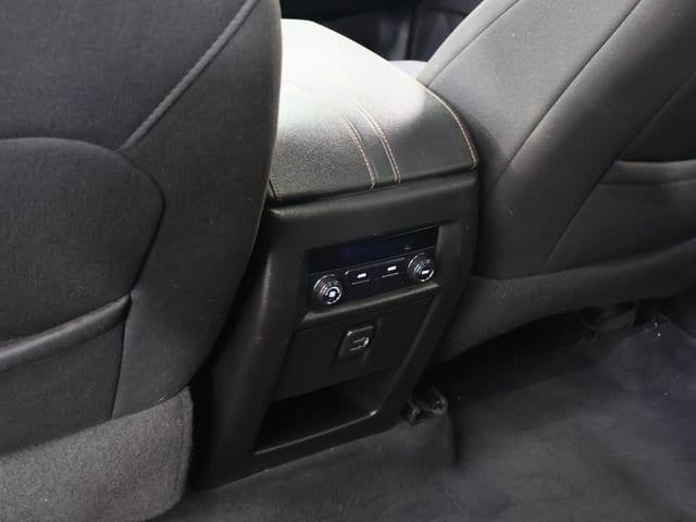 used 2021 Chevrolet Traverse car, priced at $18,823