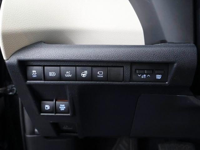 used 2022 Toyota Sienna car, priced at $43,089