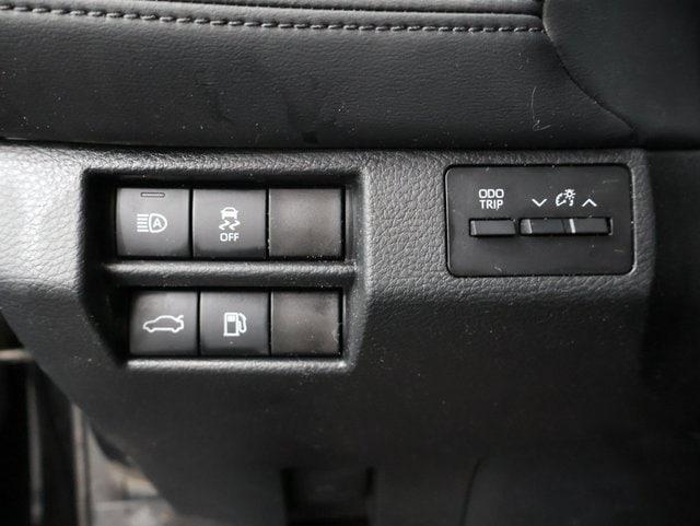 used 2020 Toyota Avalon Hybrid car, priced at $18,290