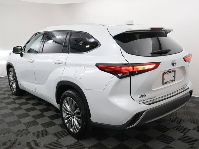 used 2022 Toyota Highlander Hybrid car, priced at $42,777