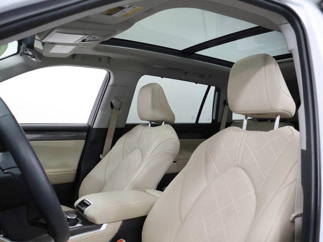 used 2024 Toyota Highlander car, priced at $49,006