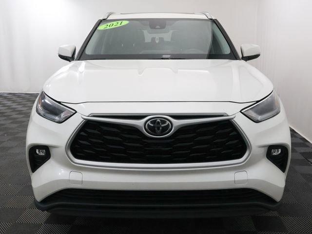 used 2021 Toyota Highlander car, priced at $26,146