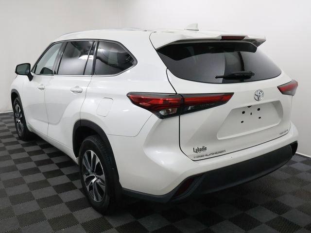 used 2021 Toyota Highlander car, priced at $26,146