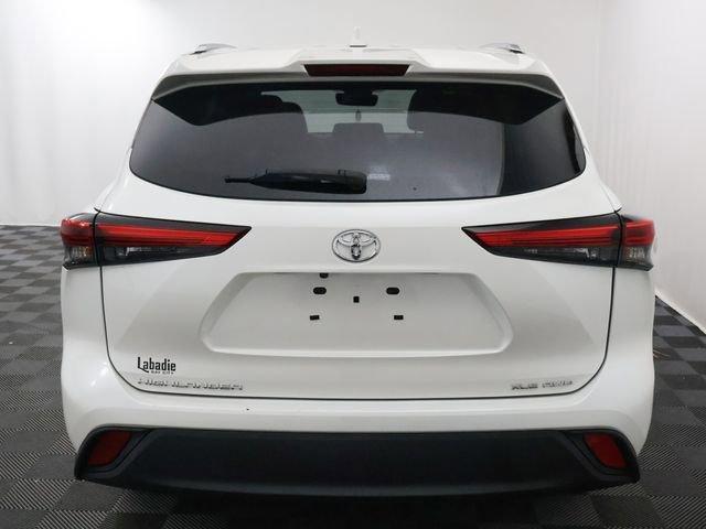 used 2021 Toyota Highlander car, priced at $26,146