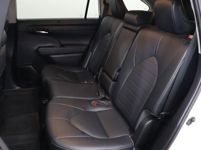 used 2021 Toyota Highlander car, priced at $26,146