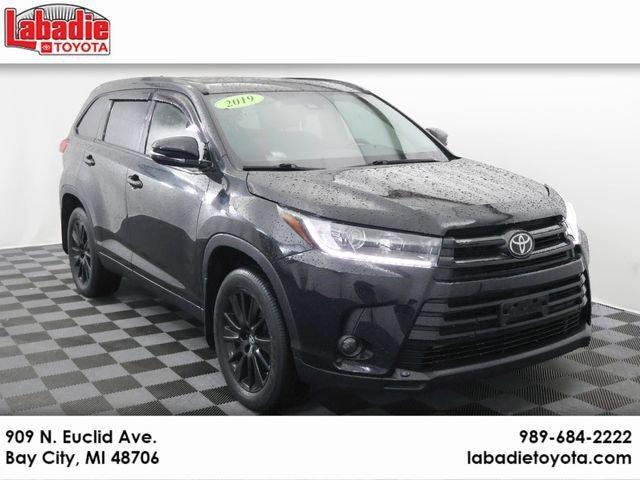 used 2019 Toyota Highlander car, priced at $32,925