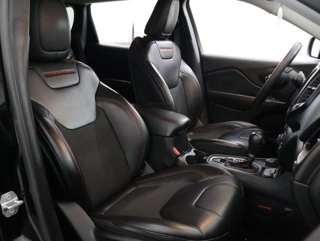 used 2022 Jeep Cherokee car, priced at $22,895