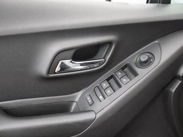 used 2022 Chevrolet Trax car, priced at $14,549