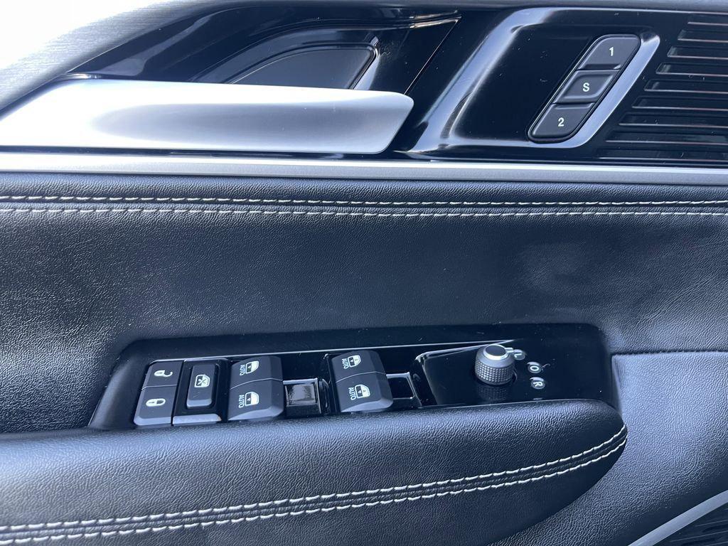 new 2026 Jeep Grand Wagoneer L car, priced at $70,510