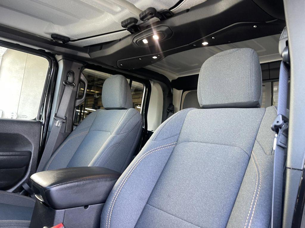 new 2026 Jeep Gladiator car, priced at $46,665