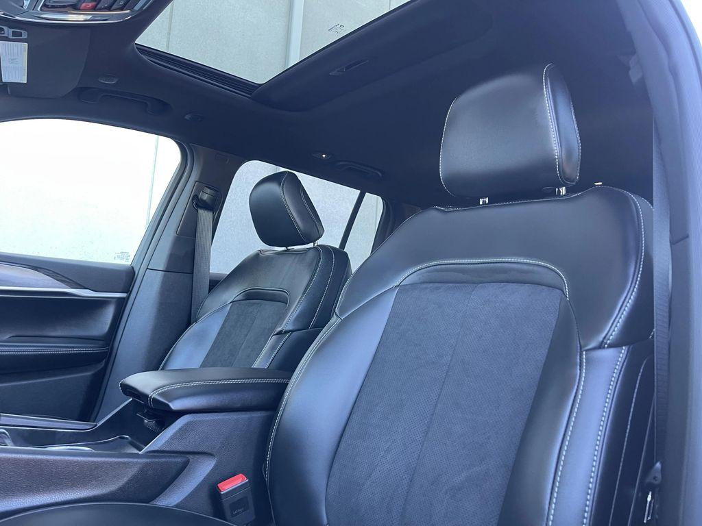 new 2026 Jeep Grand Cherokee car, priced at $46,850
