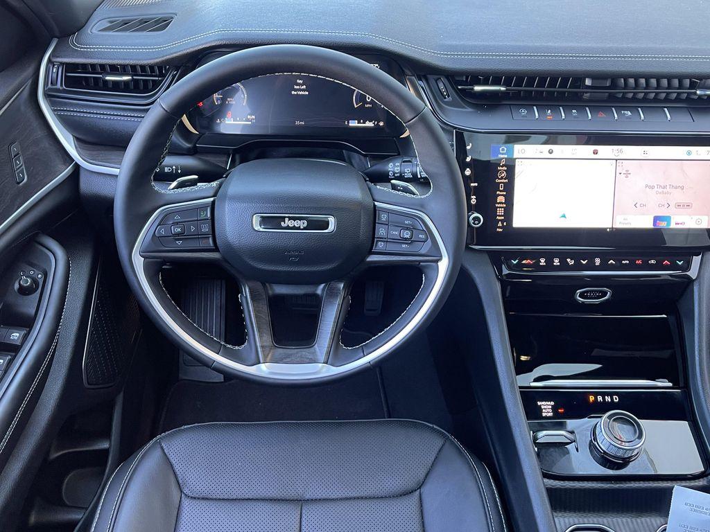 new 2026 Jeep Grand Cherokee car, priced at $54,555