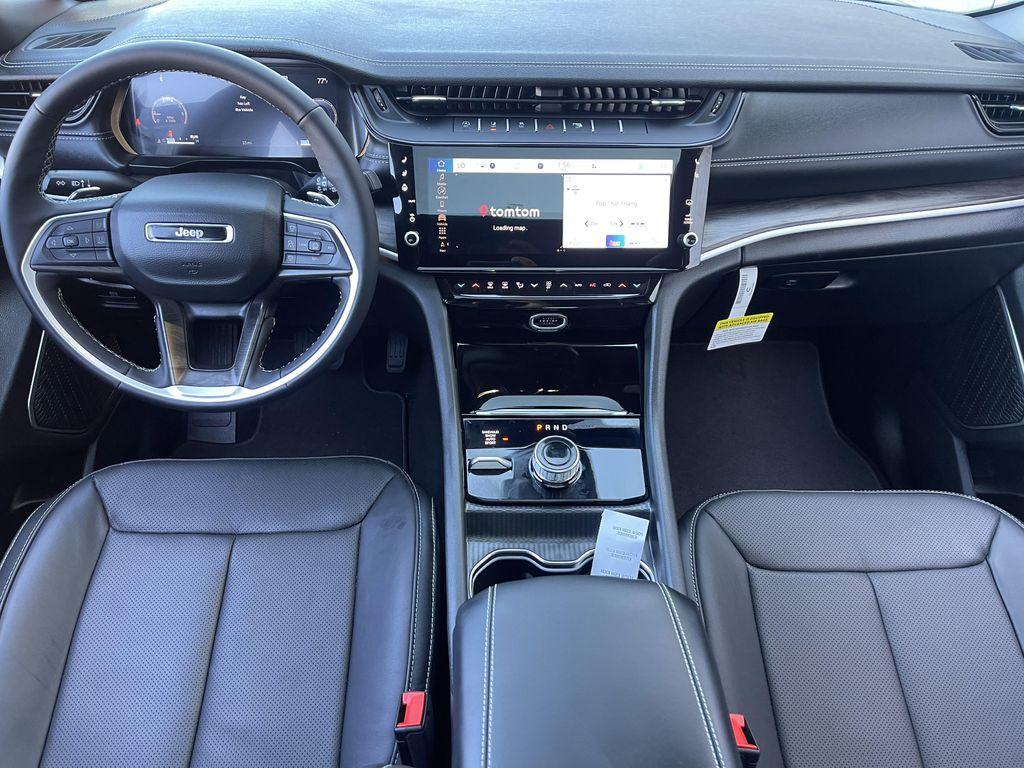 new 2026 Jeep Grand Cherokee car, priced at $54,555