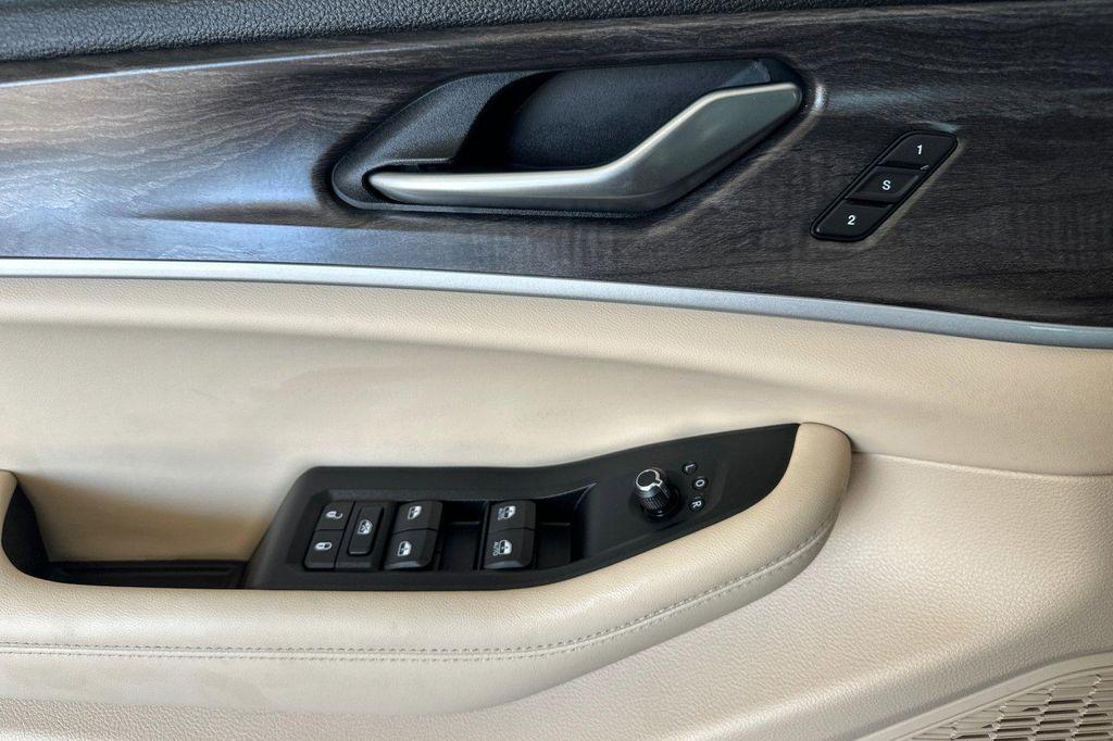 new 2025 Jeep Grand Cherokee L car, priced at $52,260