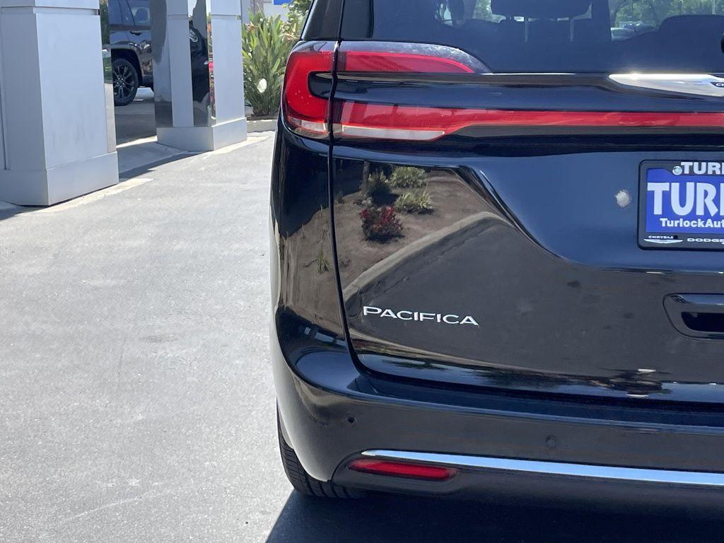used 2024 Chrysler Pacifica car, priced at $26,485