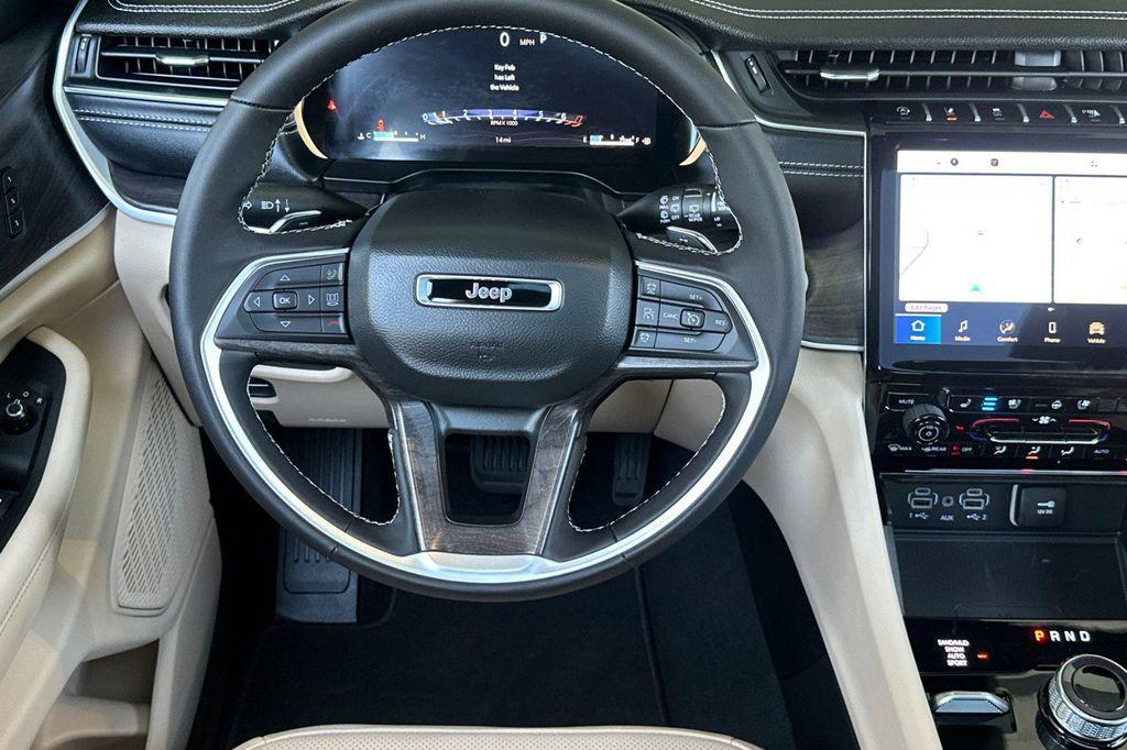 new 2025 Jeep Grand Cherokee L car, priced at $49,965