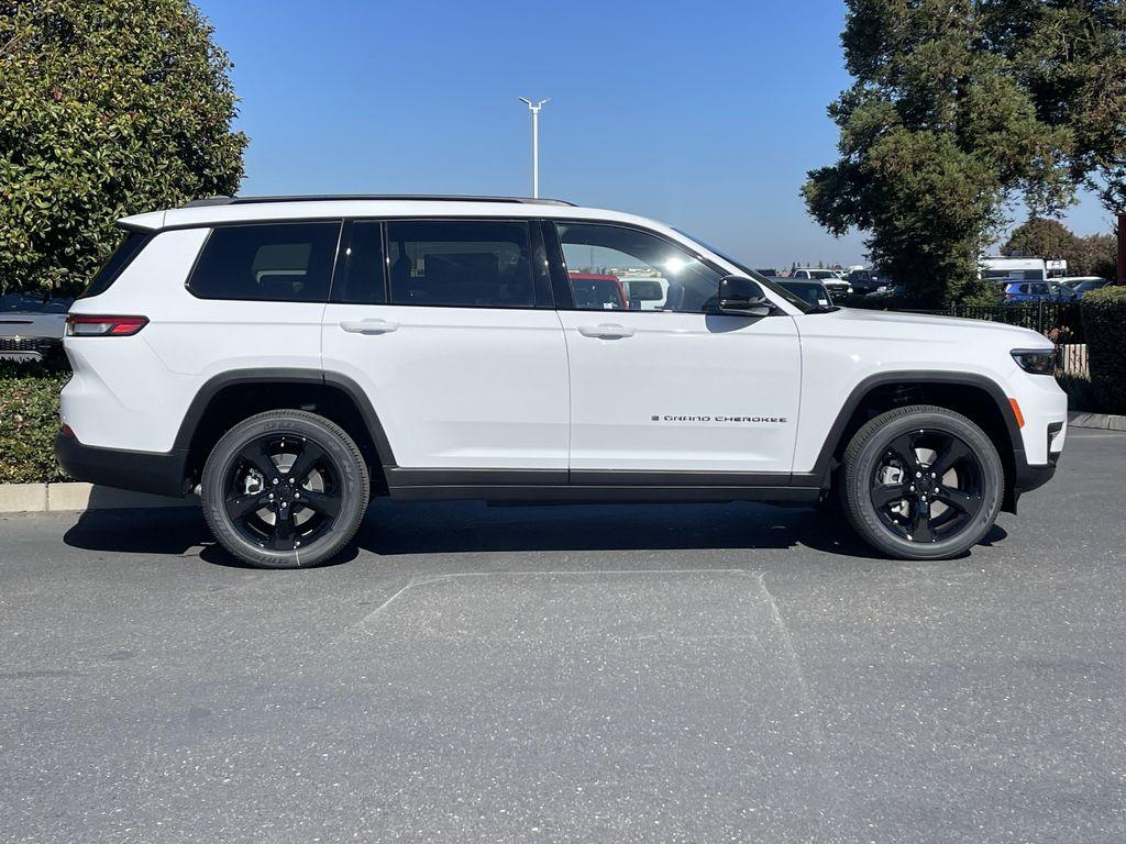 new 2025 Jeep Grand Cherokee L car, priced at $45,525