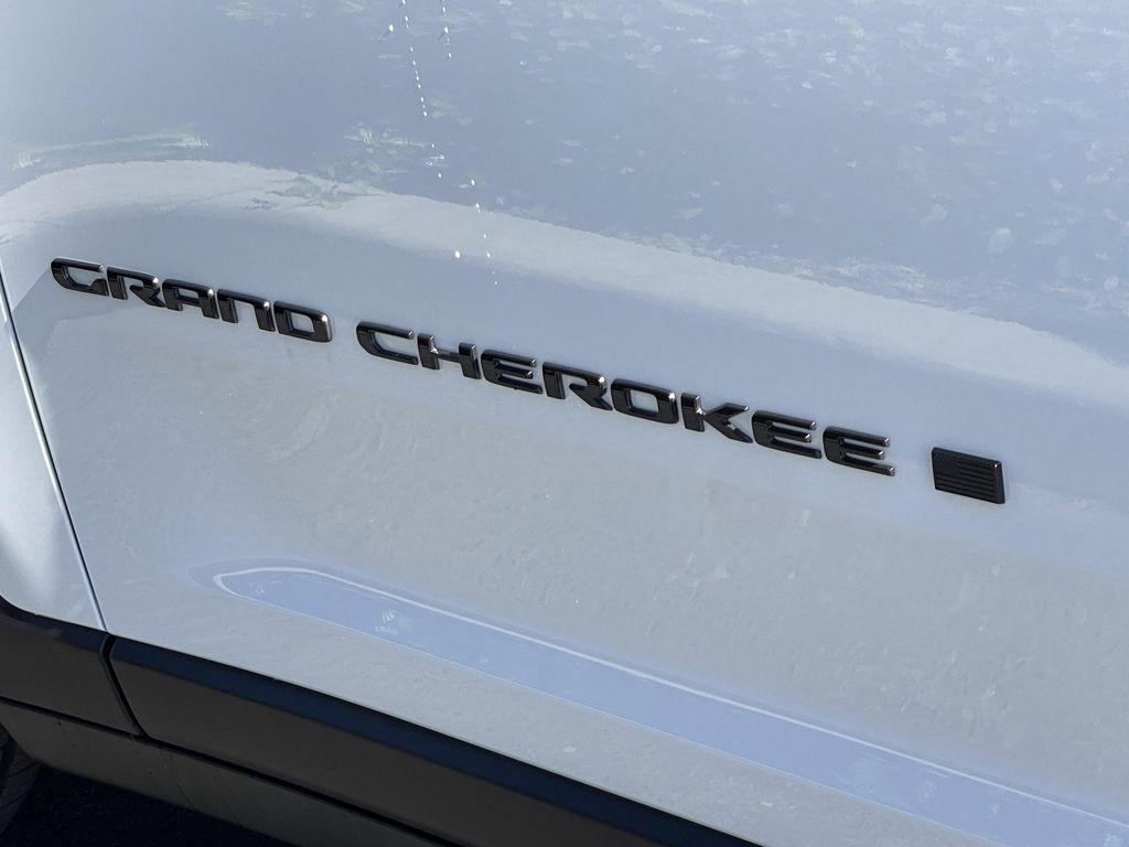 new 2025 Jeep Grand Cherokee L car, priced at $45,525