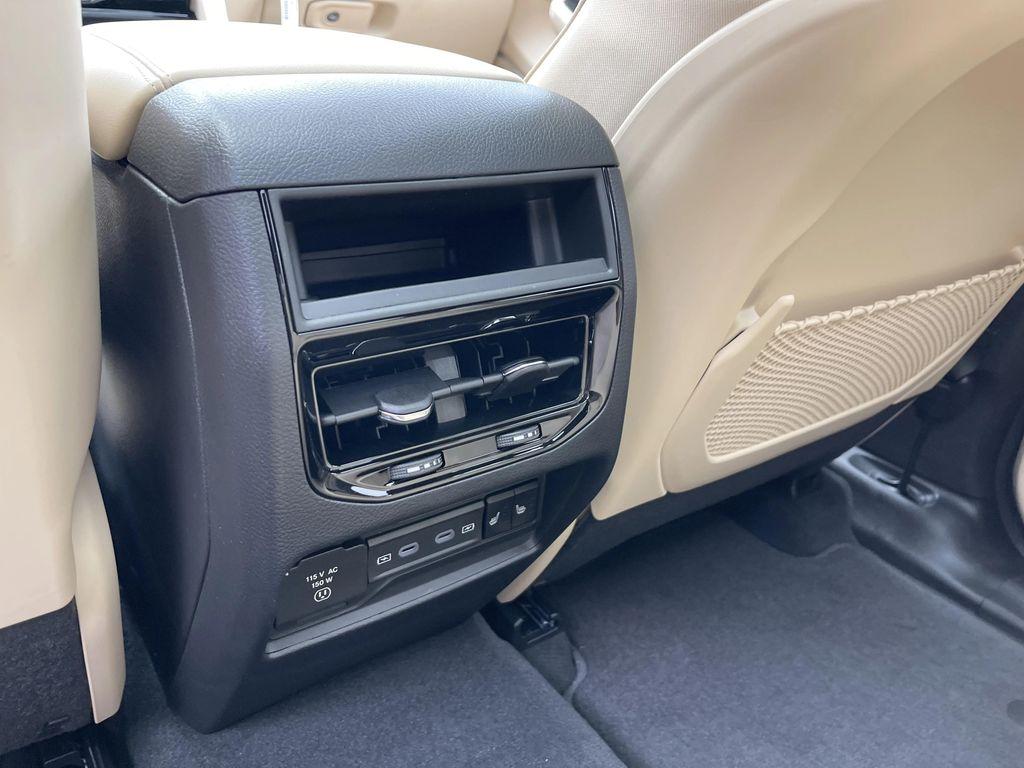 new 2026 Jeep Grand Cherokee car, priced at $49,900