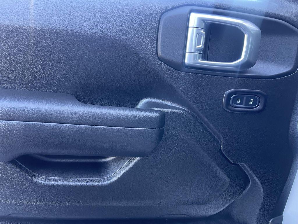 new 2026 Jeep Wrangler car, priced at $44,160