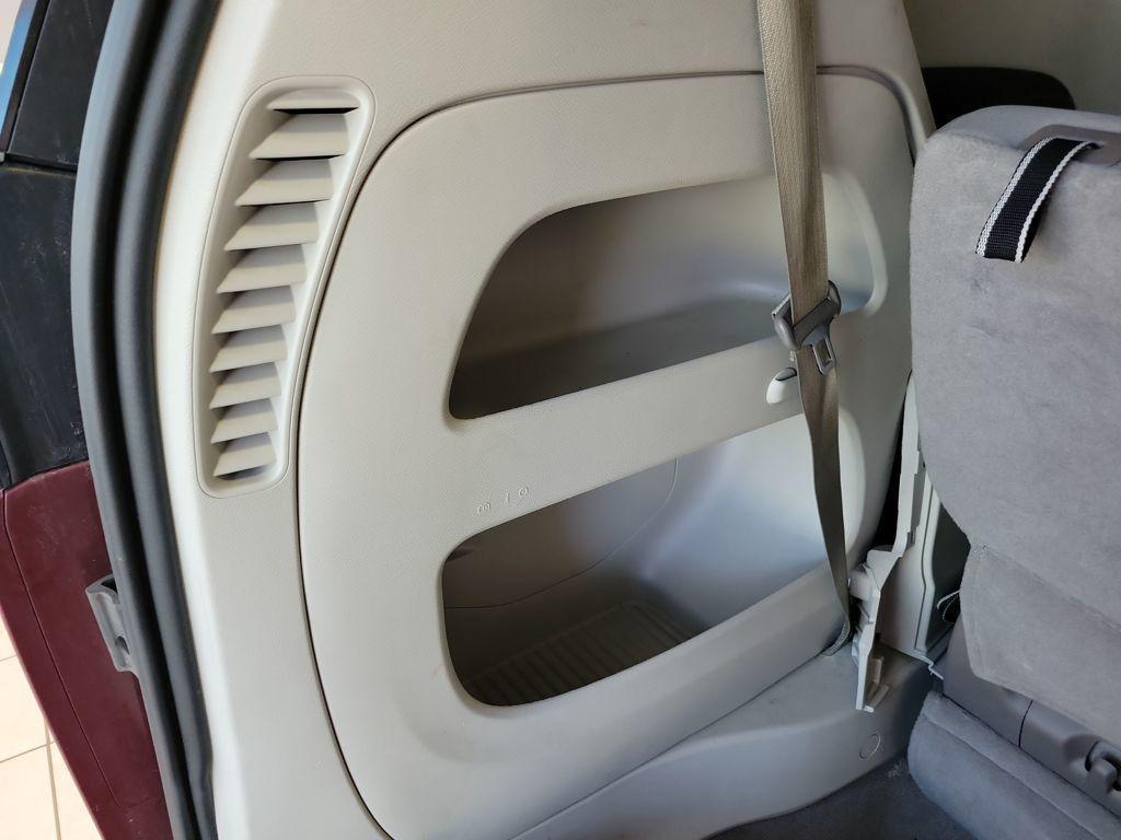 used 2018 Chrysler Pacifica car, priced at $15,499