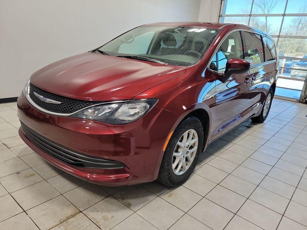used 2018 Chrysler Pacifica car, priced at $15,499