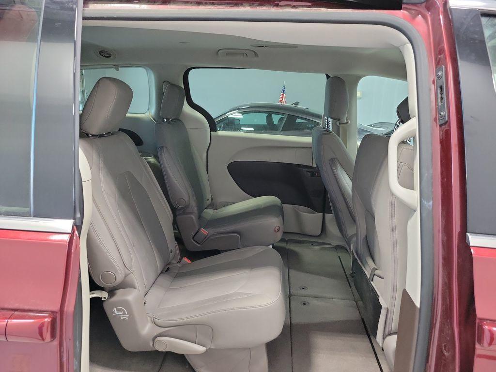 used 2018 Chrysler Pacifica car, priced at $15,499