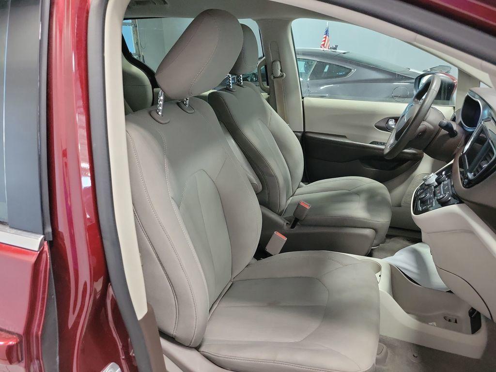 used 2018 Chrysler Pacifica car, priced at $15,499