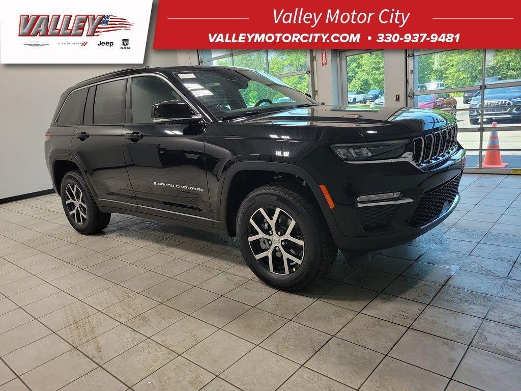 new 2025 Jeep Grand Cherokee car, priced at $41,242