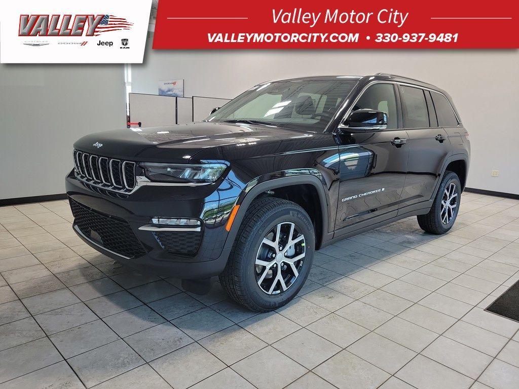 new 2025 Jeep Grand Cherokee car, priced at $39,992