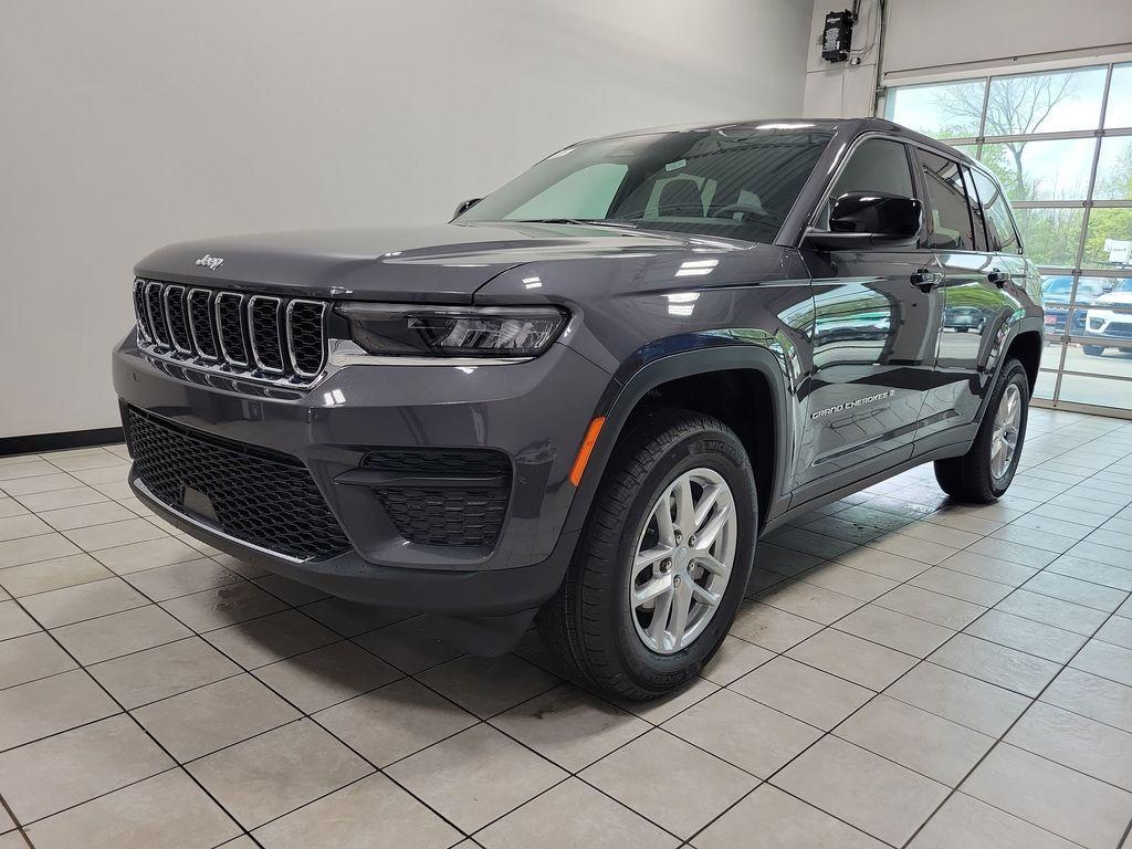 new 2026 Jeep Grand Cherokee car, priced at $41,806