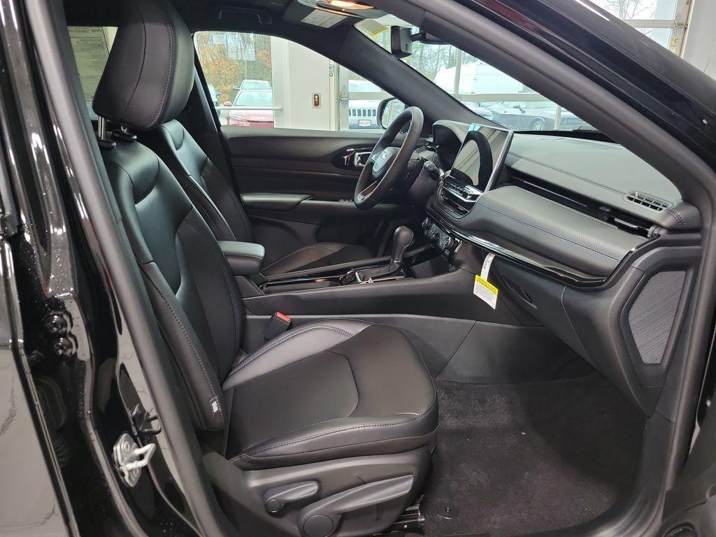 new 2026 Jeep Compass car, priced at $36,200