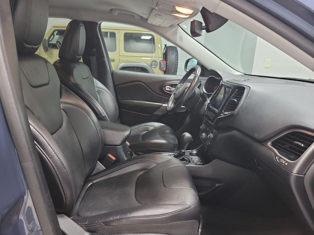 used 2020 Jeep Cherokee car, priced at $17,389