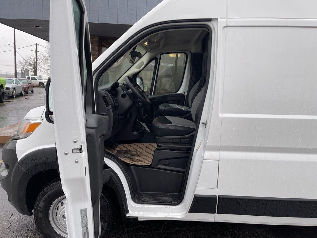 new 2025 Ram ProMaster 3500 car, priced at $53,188