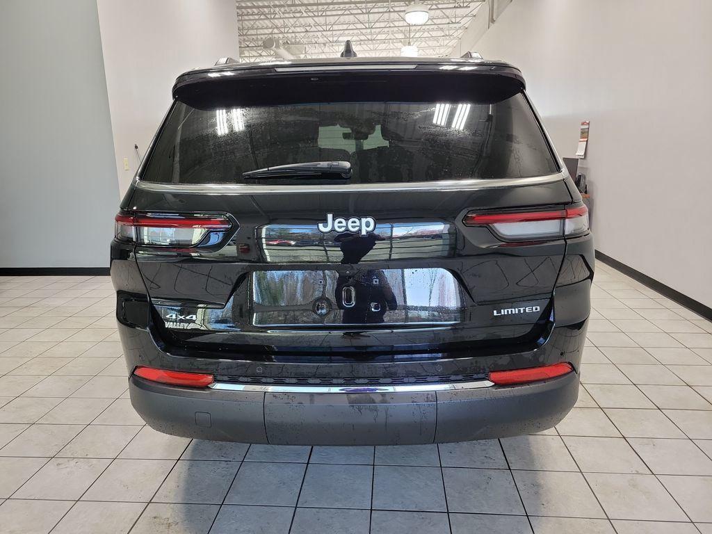 new 2025 Jeep Grand Cherokee L car, priced at $43,702