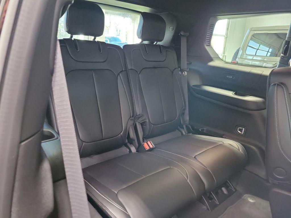 new 2025 Jeep Grand Cherokee L car, priced at $43,702