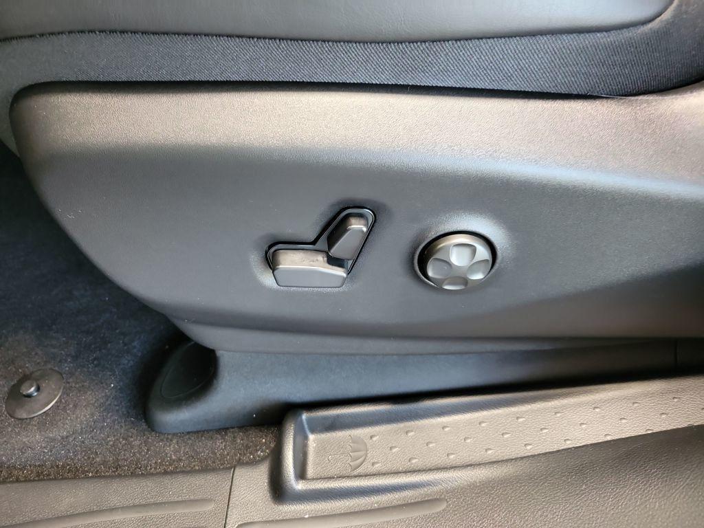 new 2026 Chrysler Pacifica car, priced at $53,535