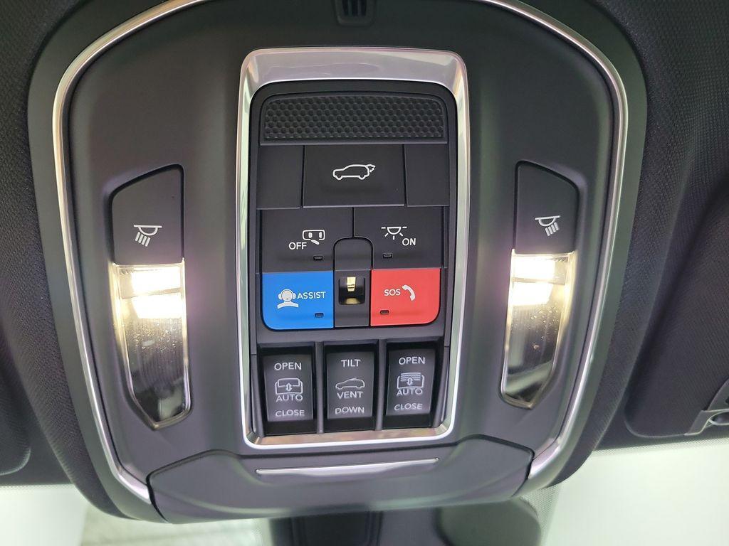 new 2026 Jeep Grand Cherokee car, priced at $49,390