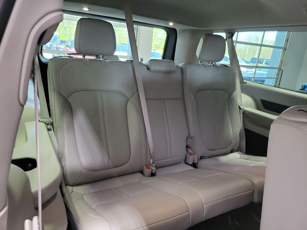 used 2023 Jeep Wagoneer L car, priced at $37,677