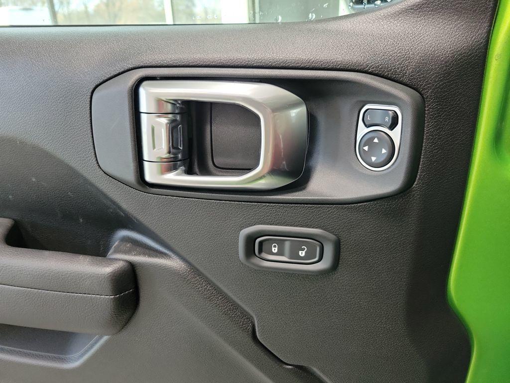 new 2026 Jeep Wrangler car, priced at $42,500