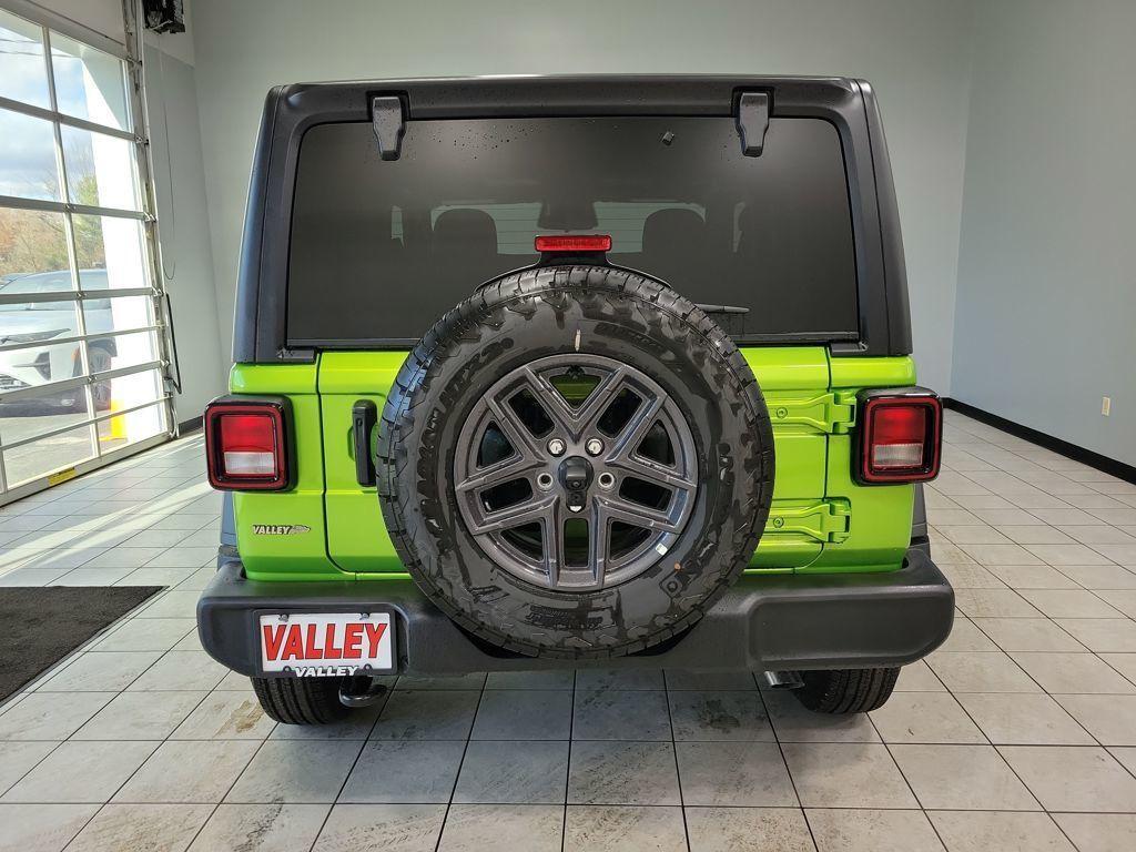 new 2026 Jeep Wrangler car, priced at $42,500